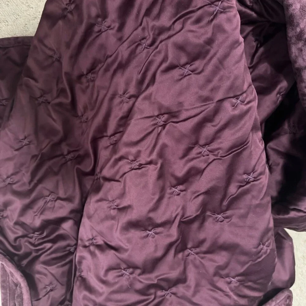 Comforter & pillow cases king sized crushed velvet quilted satiny silky shimmer